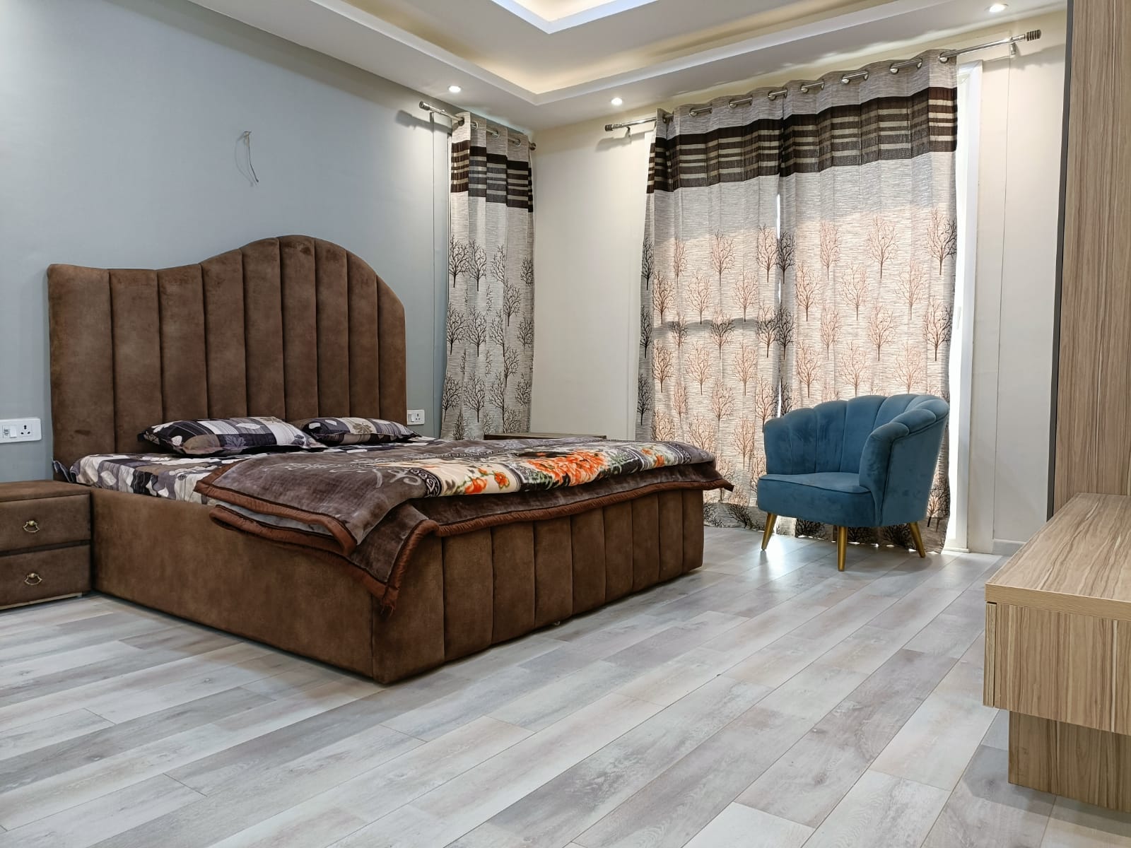 Farmhouse design and decor cover